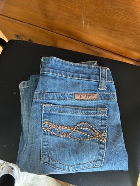 Cowgirl Tuff Women's Blue Skinny Jeans with Embroidered Back Pocket